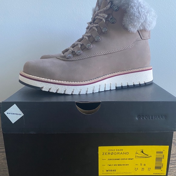 NEW COLE HAAN ZEROGRAND HIKING BOOTS NUBUCK 5 - Picture 8 of 8
